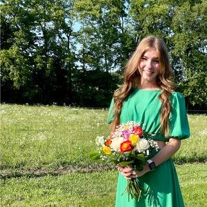 Meet your Posher, Julia